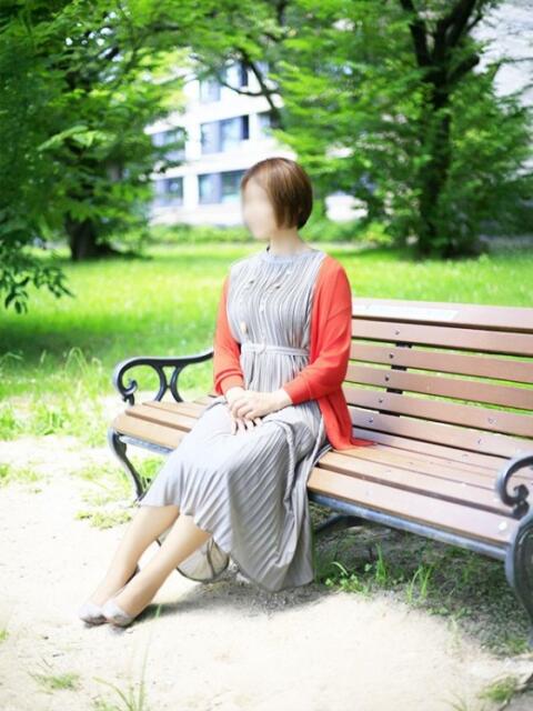 太田涼子 こあくまな熟女たち 広島店（KOAKUMAグループ）（人妻・熟女デリヘル）