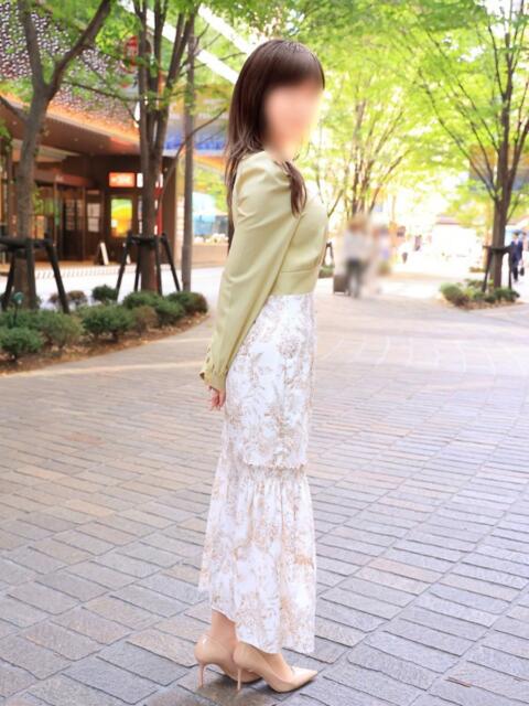 麗楽 東京人妻フォーシーズンズ（人妻・熟女待ち合わせデリヘル）