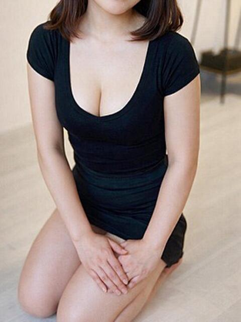 真白まみ Madam Lilly（マダムリリー）（【非風俗】メンズエステ）