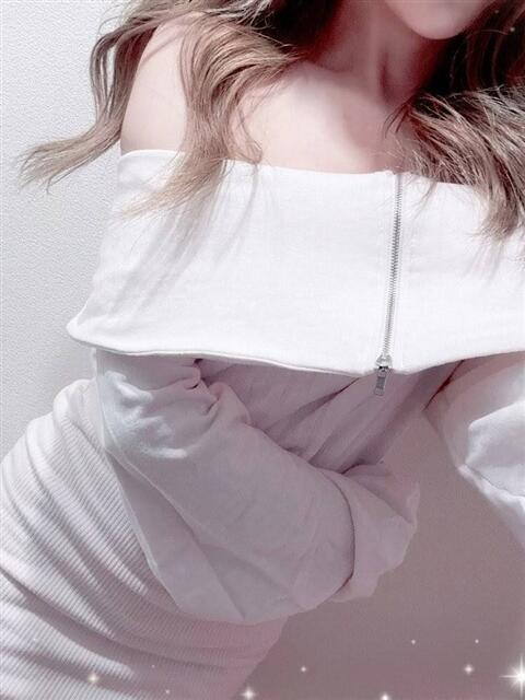 麗奈-れいな- 淫らなオンナ性体師･･･そして曖昧なひと時(本格派オイル性感マッサージ)（出張アロマエステ）