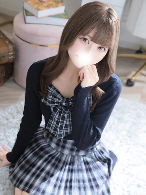 りん★完未！男性経験一人の逸材 Chloe錦糸町店 S級素人清楚系デリヘル（デリヘル）