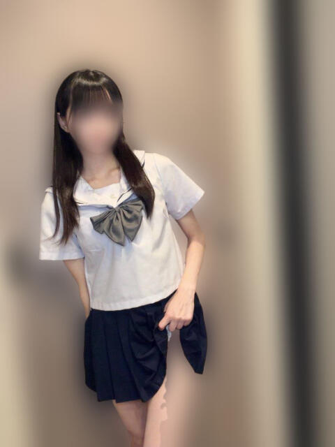 つき 横浜あおはる学園（派遣型オナクラ（手コキ））