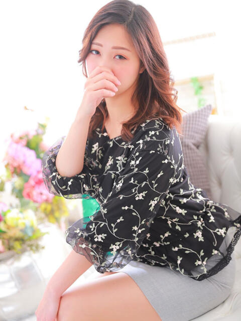 こはく 新橋・汐留人妻ヒットパレード（シンデレラグループ）（若妻デリヘル）