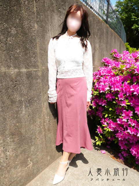 なな 人妻小旅行（人妻系デリヘル）
