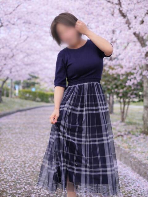 にこ [優良人妻店]セレブスタイル（山口～防府～萩）（人妻デリヘル）
