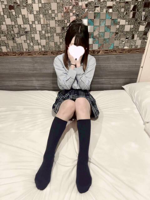 ふゆ 横浜あおはる学園（派遣型オナクラ（手コキ））