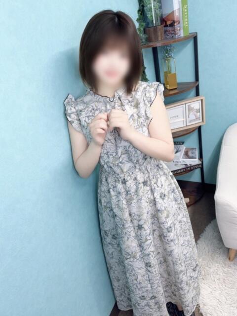 のえる 横浜ひよこ倶楽部（素人系夜這いイメクラ）