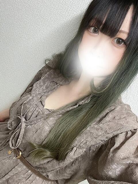 あいな. 秘密倶楽部 凛 船橋本店（お姉さん・人妻デリへル）