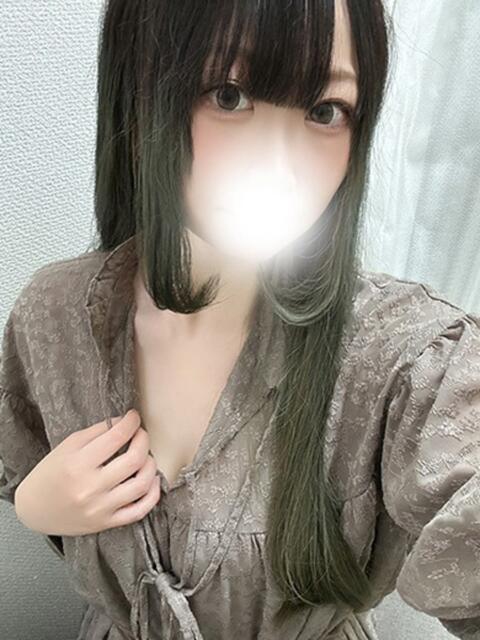 あいな. 秘密倶楽部 凛 船橋本店（お姉さん・人妻デリへル）