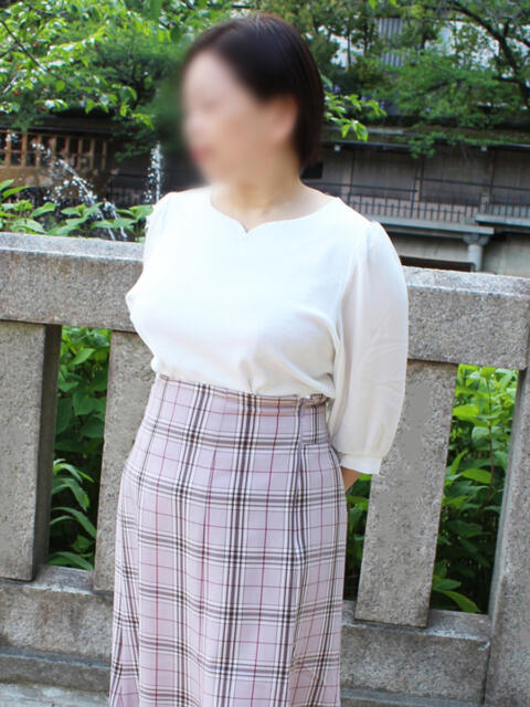 ひなた 完熟ばなな神戸・三宮店（待ち合わせ型熟女デリヘル）