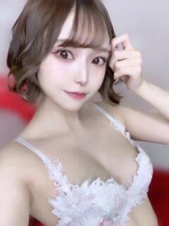 えれな キミ恋♡いちゃ甘密着性活（新宿・歌舞伎町/デリヘル）