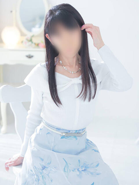 かりな 奥鉄オクテツ兵庫（人妻デリヘル）