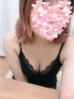 せりな清楚系な美人妻