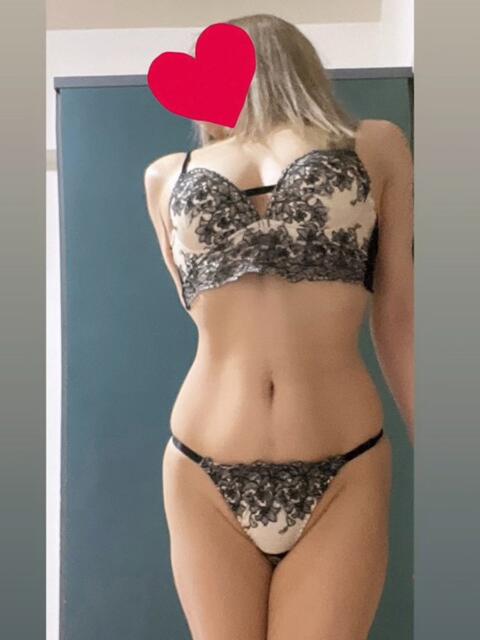 しぐれ タレント倶楽部アダルト（人妻デリヘル）