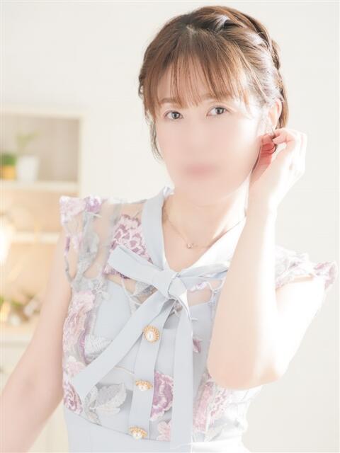 ななみ 西船人妻花壇(人妻デリヘル)
