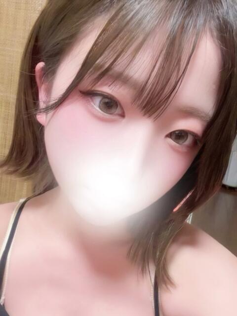 ゆゆ 舐めたくてグループ～君とサプライズ学園～越谷校（デリヘル）