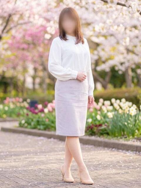 ななせ 渋谷おかあさん（熟女デリヘル）
