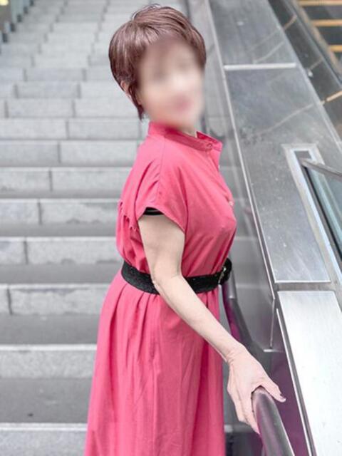 けいな 渋谷おかあさん（熟女デリヘル）