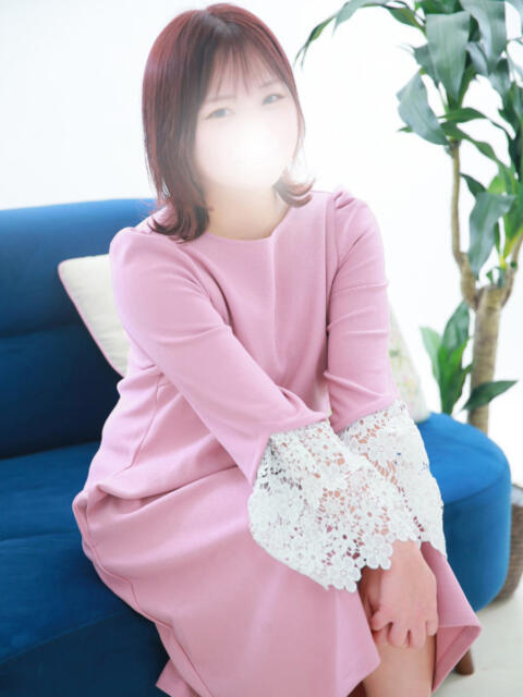 みなみ 西川口こんにちわいふ（シンデレラグループ）（人妻即尺ホテヘル&amp;デリヘル）