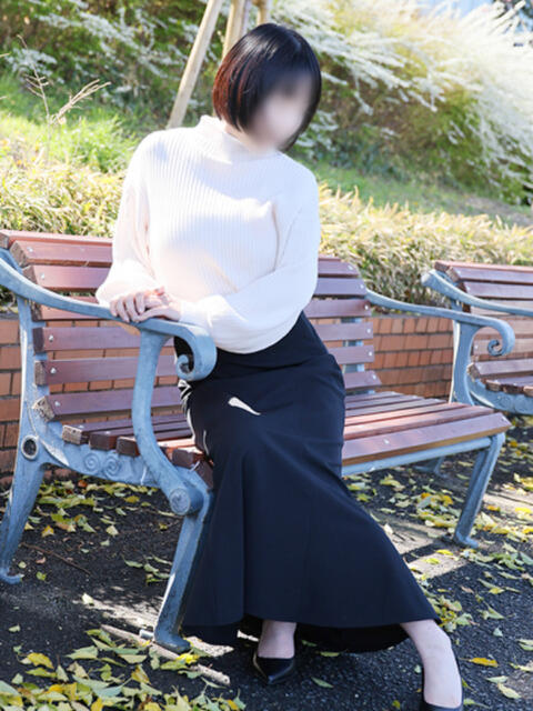まろん 奥鉄オクテツ兵庫（人妻デリヘル）