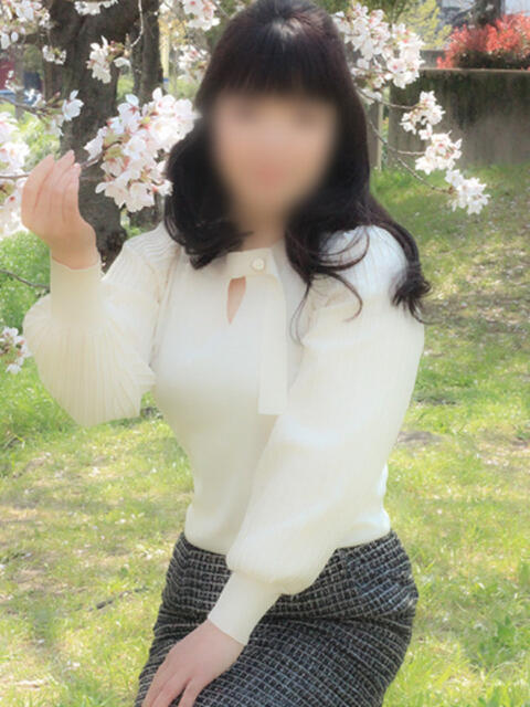 ここみ 奥鉄オクテツ大阪（駅待ち合わせ型人妻デリヘル）