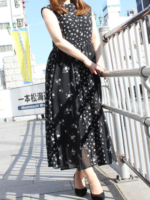 にじこ 奥鉄オクテツ大阪(駅待ち合わせ型人妻デリヘル)
