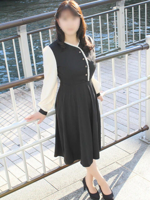 ひな 奥鉄オクテツ兵庫(人妻デリヘル)