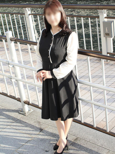 ひな 奥鉄オクテツ兵庫(人妻デリヘル)