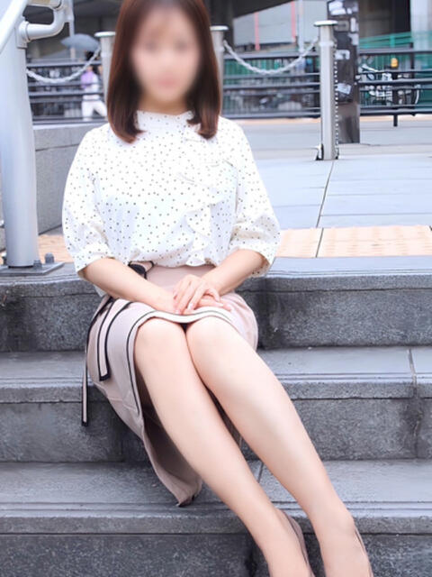 すみれ 奥鉄オクテツ兵庫（人妻デリヘル）