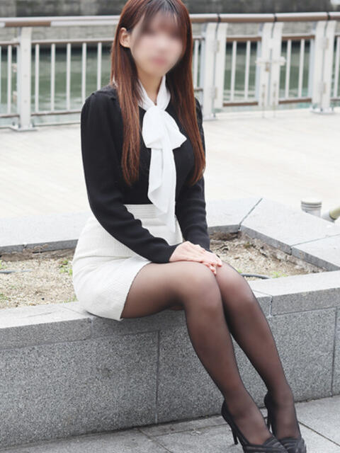 ちい 奥鉄オクテツ兵庫（人妻デリヘル）