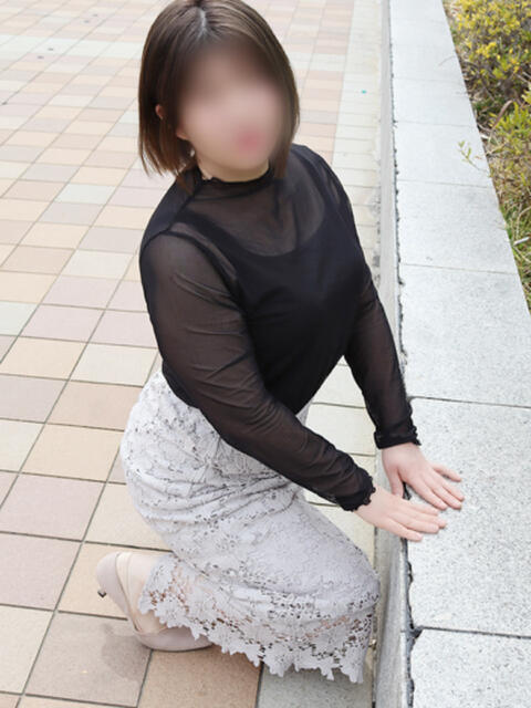 きり 奥鉄オクテツ兵庫（人妻デリヘル）