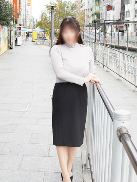 れんか 奥鉄オクテツ大阪(駅待ち合わせ型人妻デリヘル)