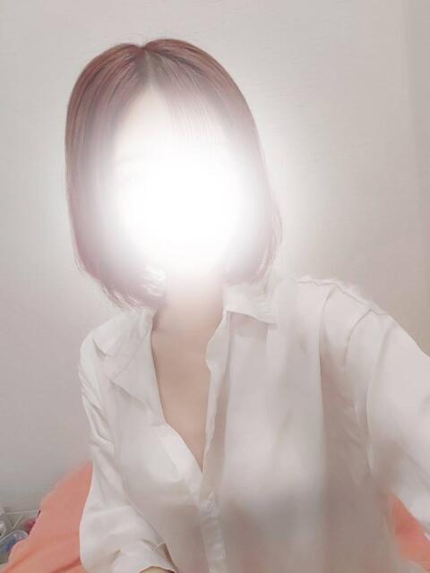 れお(高身長スレンダー美女) おクンニ天国～Rising Group～（店舗型オナクラ(クンニ☓手コキ)）