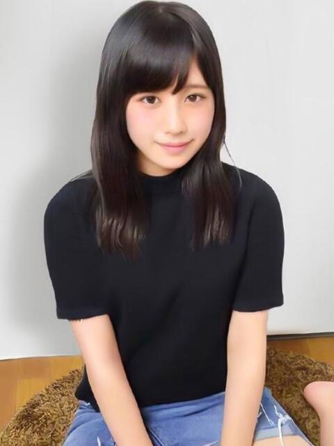 みく♪顔も声もアイドル級 女子大生専門店白百合（デリヘル）