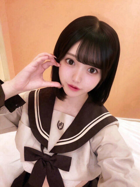 にじ 山梨　風俗　デリヘル　 『ラブ＆ピース学園』（デリヘル）