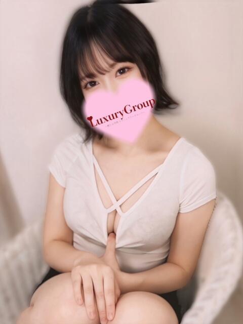 ちな 上野ラグジュアリー（【非風俗】メンズエステ）