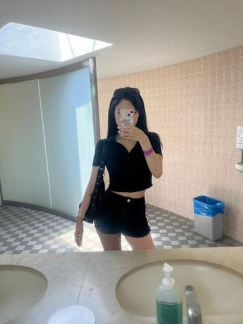 二葉-Futaba- かりゆしOLの秘密【20代沖縄美女多数在籍-デリヘル×ヌードエステ】（性感エステ＆デリヘル）