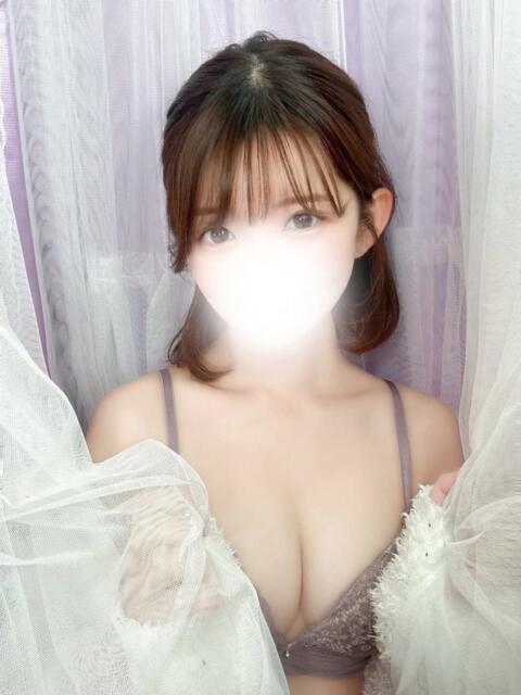 なえ 新宿ハンドメイド（手コキ・オナクラ）