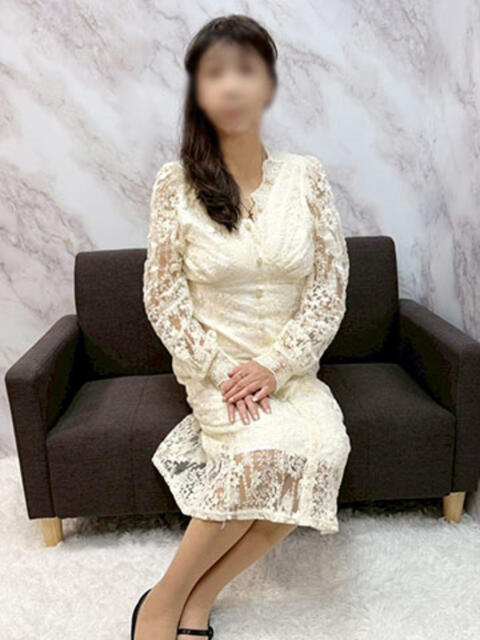 しずえ 熟女家 梅田店（待ち合わせ型デリヘル）