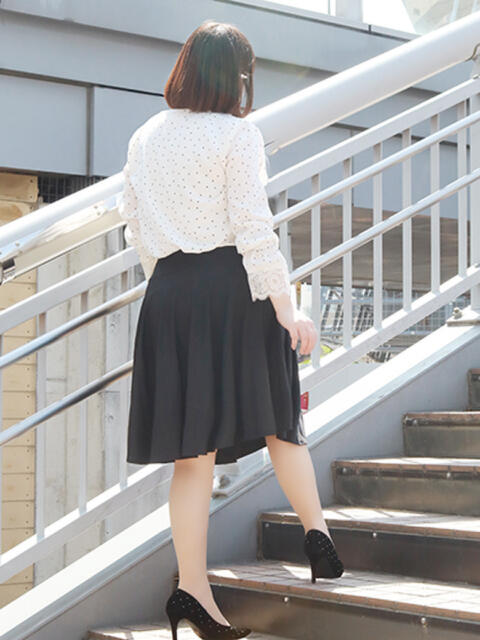 みおり 奥鉄オクテツ兵庫（人妻デリヘル）