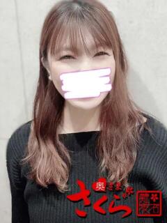 りな 奥様さくら難波店（難波/ホテヘル）