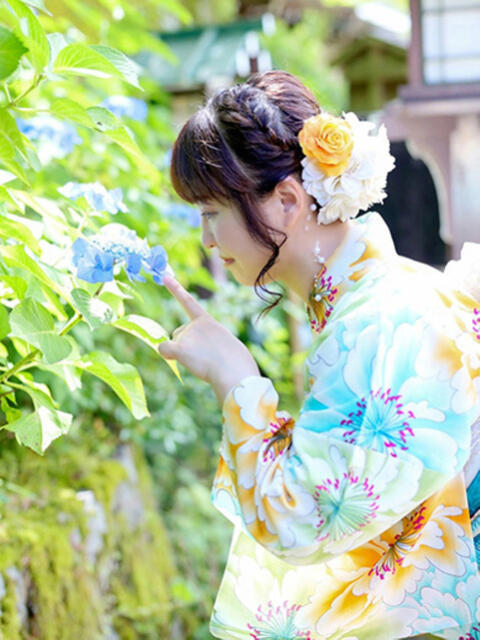 あやね 淫乱痴女エステ（出張アロマエステ）