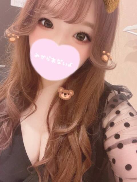 なつな☆超可愛い極上ロリ若奥様☆ PREMIUM萌え可愛いチョコレート～全てのステージで感動の体験を～（デリヘル）