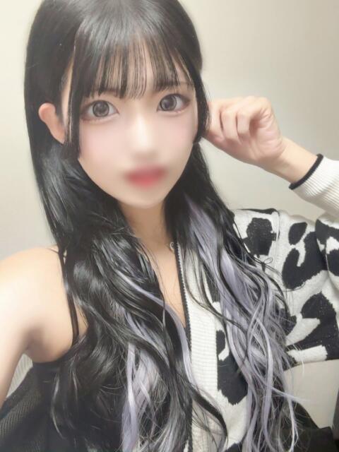 りのん E+アイドルスクール 大阪・日本橋店(デリヘル)