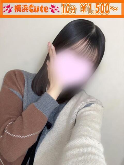 りら 横浜Cute（店舗型オナクラ＆手コキ専門店）