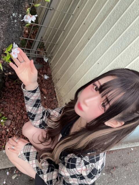 いぶ とある風俗店♡やりすぎさーくる新宿大久保店♡で色んな無料オプションしてみました（デリヘル）