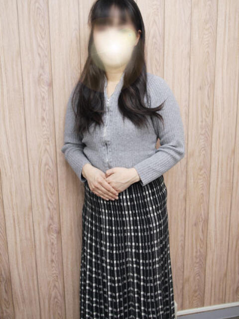 せな 松戸駅西口ママ友さーくる（人妻デリヘル）