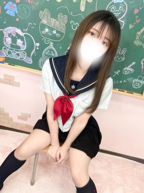 なみ 新宿ハンドメイド(手コキ・オナクラ)