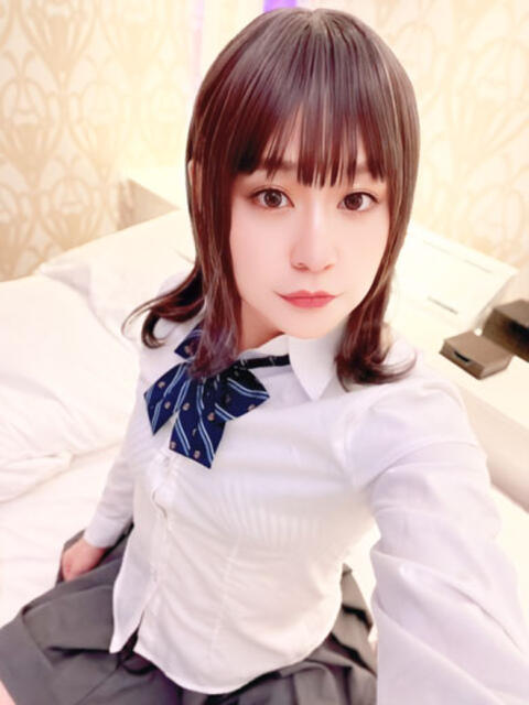 みう 素人系女装っ娘学園18エイティーン(ニューハーフデリヘル)