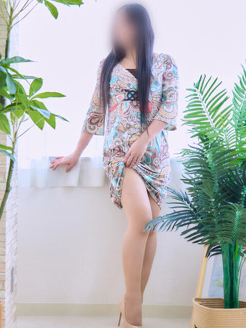 かずみ 奥様の実話 梅田店（人妻ホテヘル）